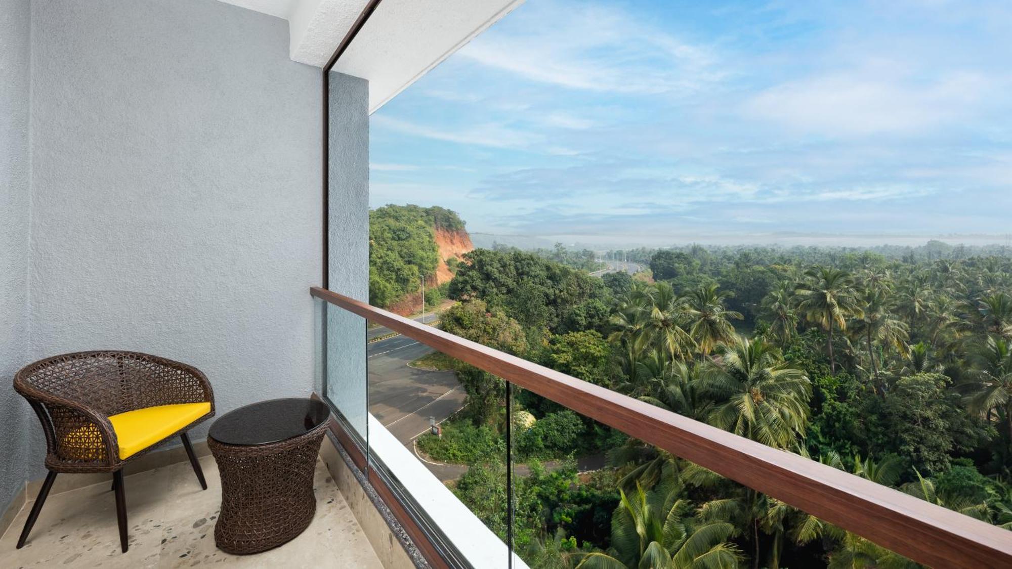 Cloud9 Sarovar Premiere Palomen Goa Palolem Bagian luar foto